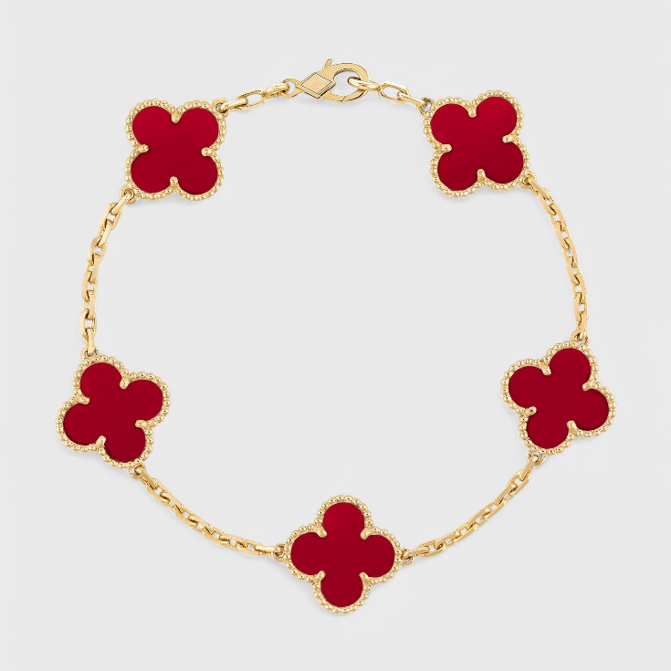 Pulsera con Motivo de Trébol y Elegancia Baño de Oro