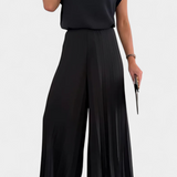 Liora Conjunto de Dos Piezas con Top Estructurado y Pantalón Plisado