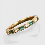 Anillo de Oro con Zirconia Verde Vintage